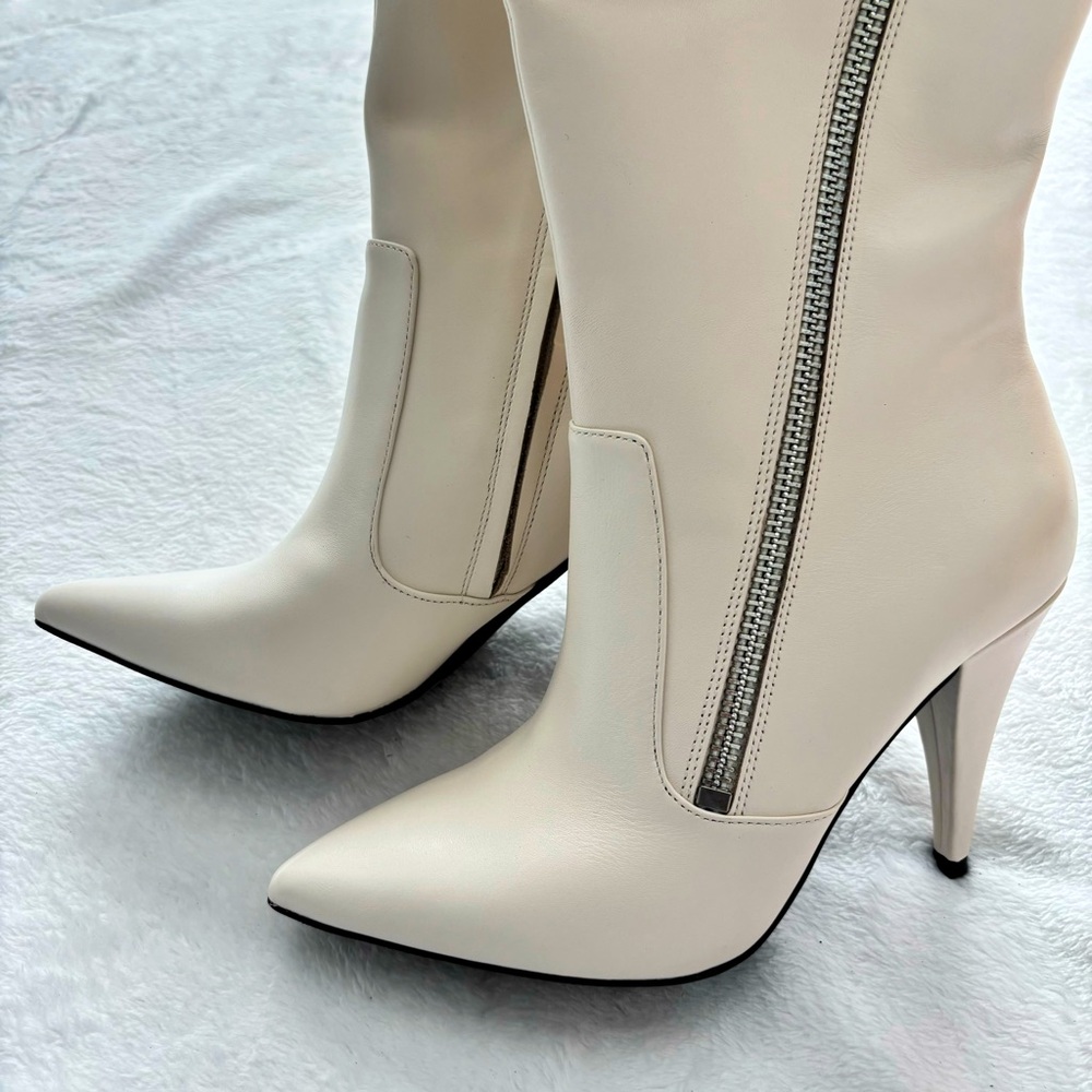 VINCE CAMUTO Alessa Cream Leather Wide Calf Knee High Heeled Boots--NEW--7.5WC - Picture 3 of 14